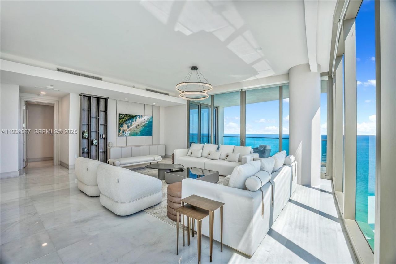 17901 Collins Ave , Unit 2404, Sunny Isles Beach, FL 33160 Photo