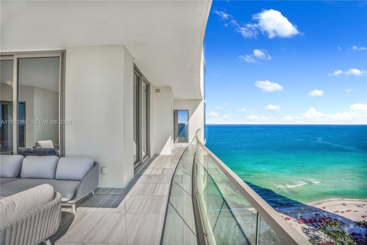 17901 Collins Ave , Unit 2404, Sunny Isles Beach, FL 33160 Photo