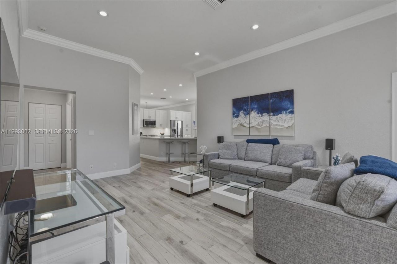 13070 NW 19th St , Pembroke Pines, FL 33028 Photo