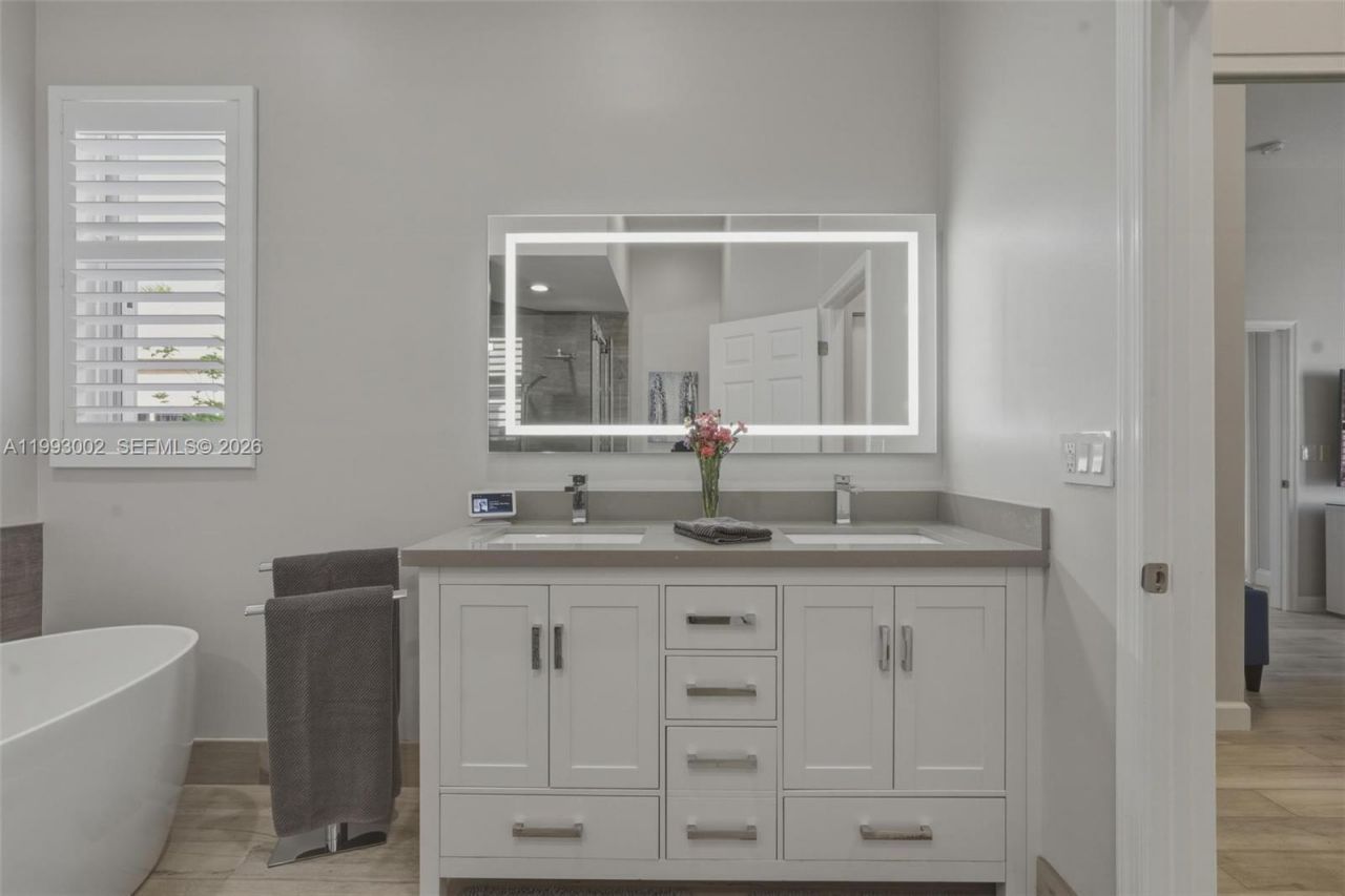 13070 NW 19th St , Pembroke Pines, FL 33028 Photo