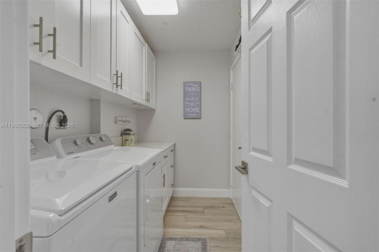 13070 NW 19th St , Pembroke Pines, FL 33028 Photo