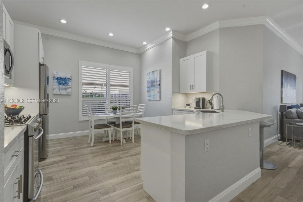 13070 NW 19th St , Pembroke Pines, FL 33028 Photo