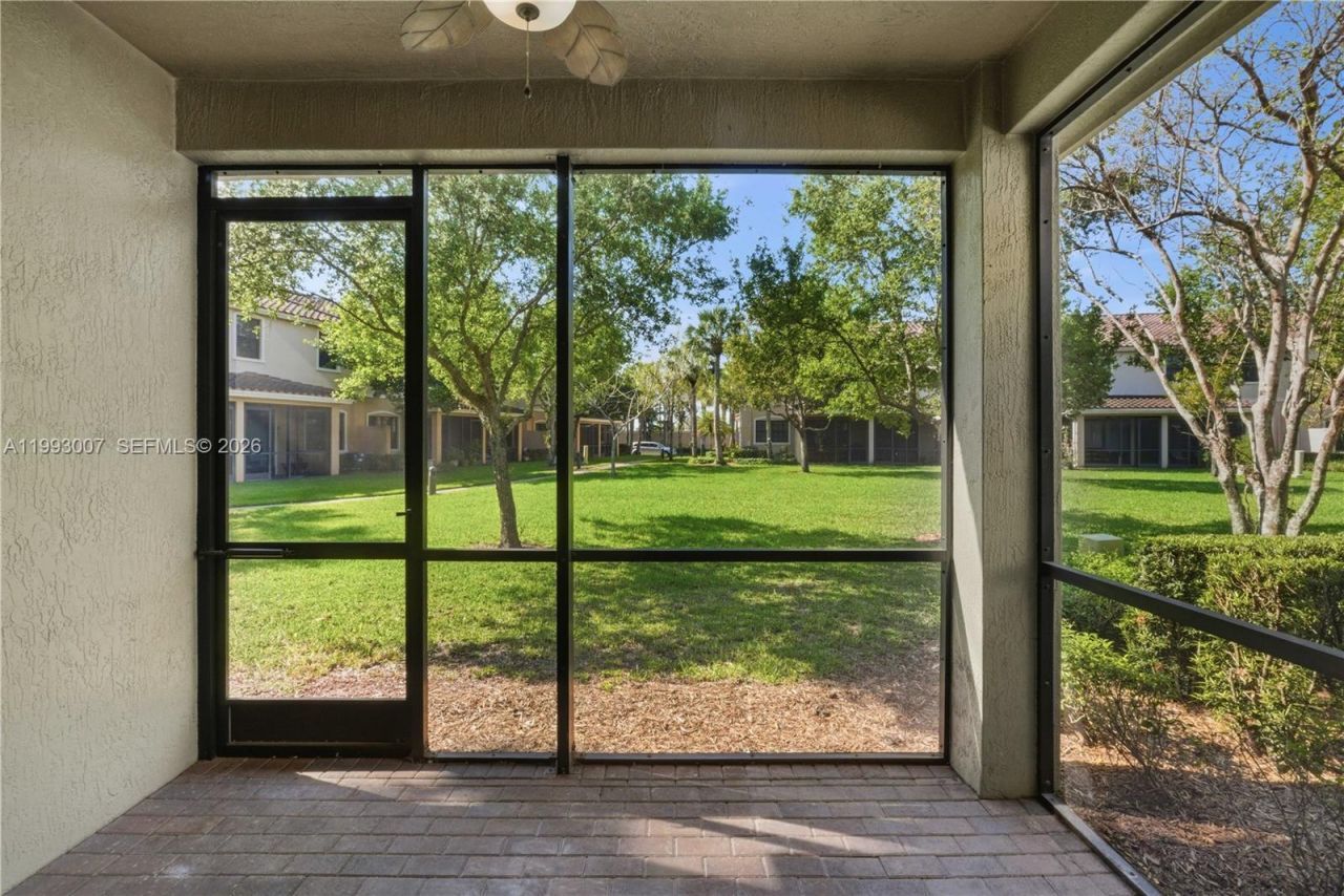 13012 N Riverwalk Cir N , Plantation, FL 33325 Photo