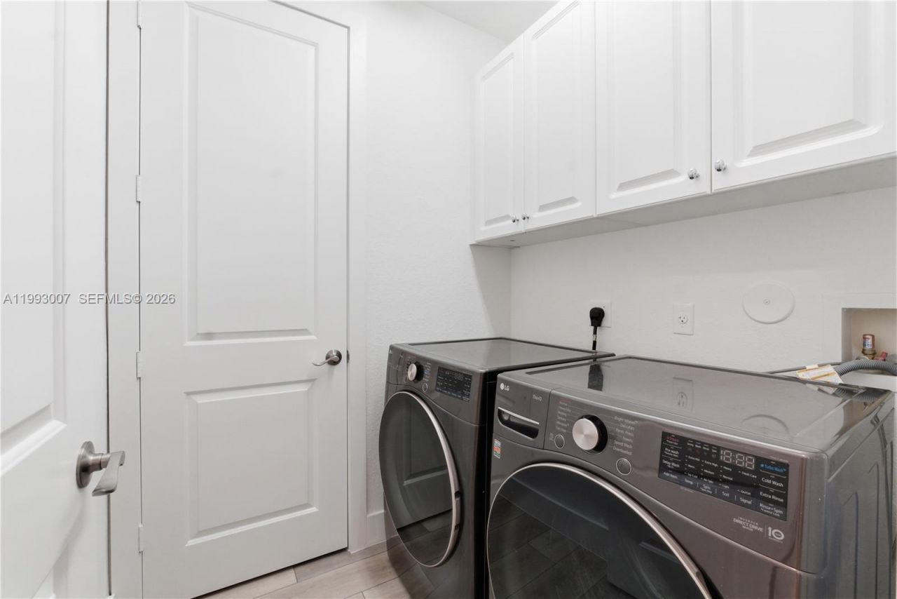 13012 N Riverwalk Cir N , Plantation, FL 33325 Photo