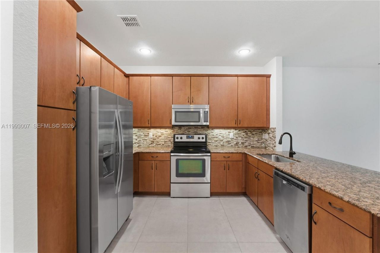 13012 N Riverwalk Cir N , Plantation, FL 33325 Photo