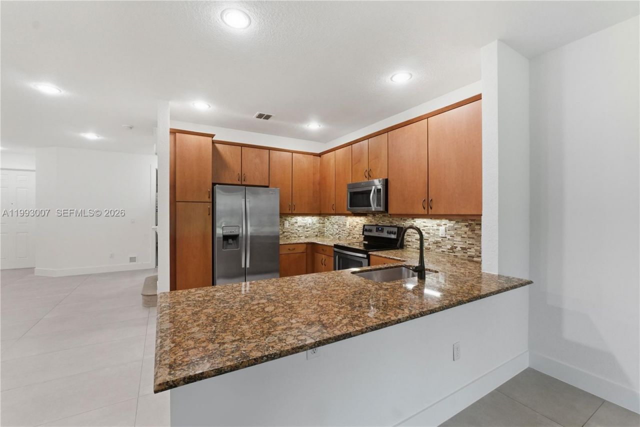 13012 N Riverwalk Cir N , Plantation, FL 33325 Photo