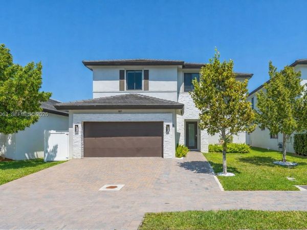 8019 NW 46th Ter , Doral, FL 33166