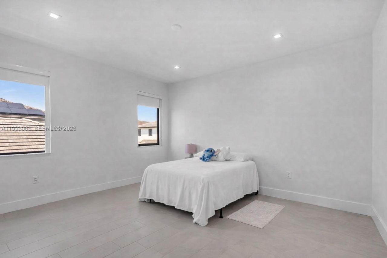 8019 NW 46th Ter , Doral, FL 33166 Photo