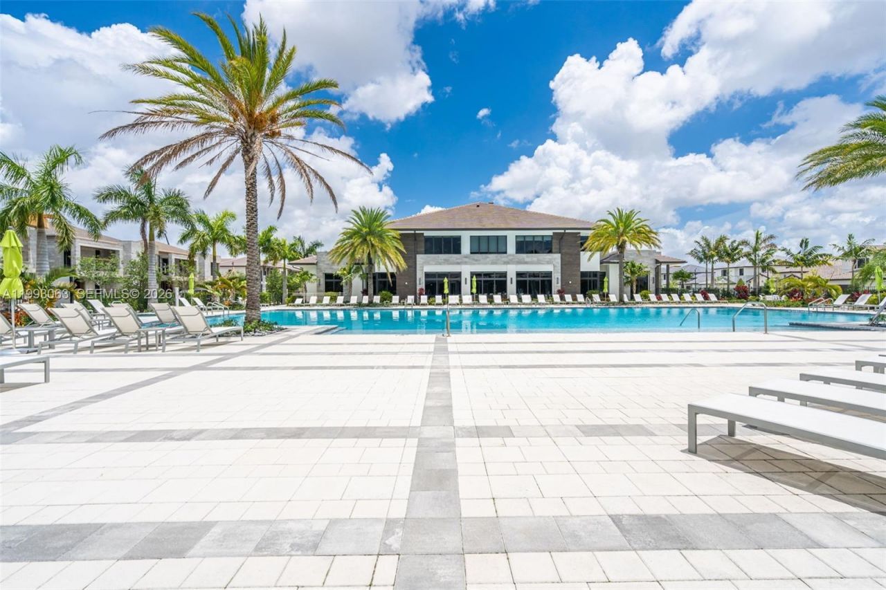 8019 NW 46th Ter , Doral, FL 33166 Photo