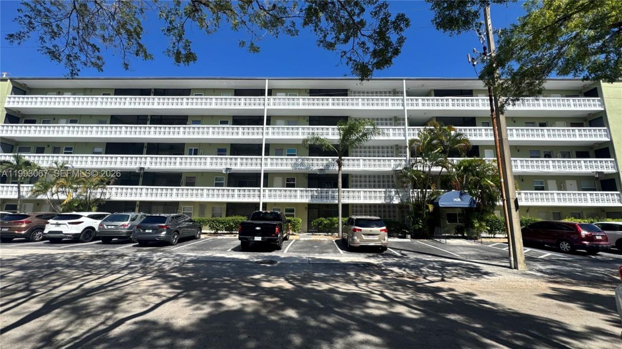 1425 Arthur , Unit 514B, Hollywood, FL 33020 Photo