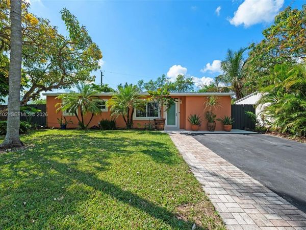 350 NE 59th St , Oakland Park, FL 33334