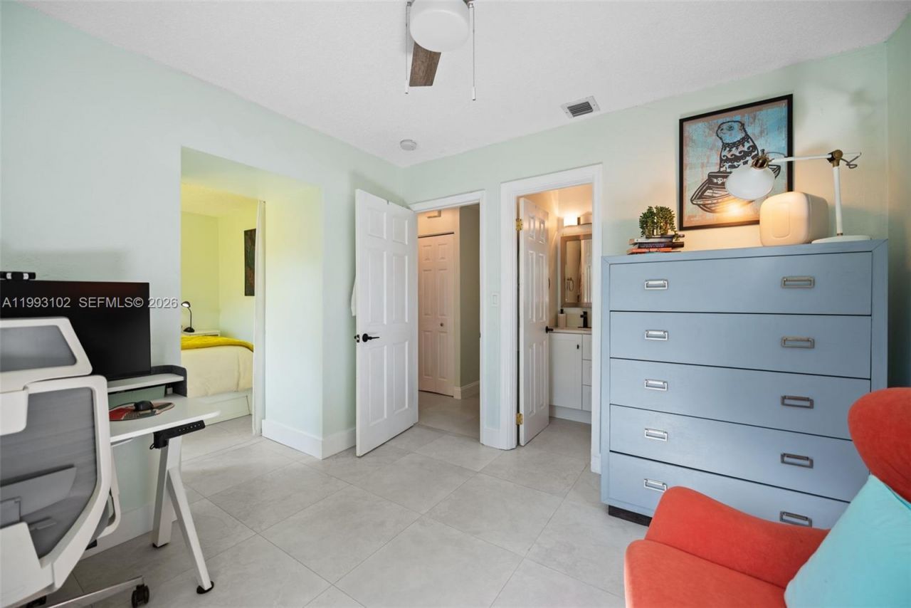 350 NE 59th St , Oakland Park, FL 33334 Photo