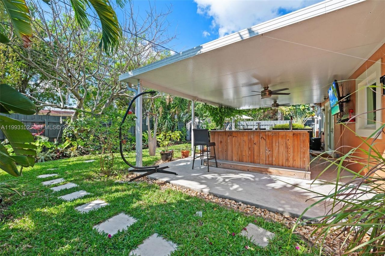 350 NE 59th St , Oakland Park, FL 33334 Photo