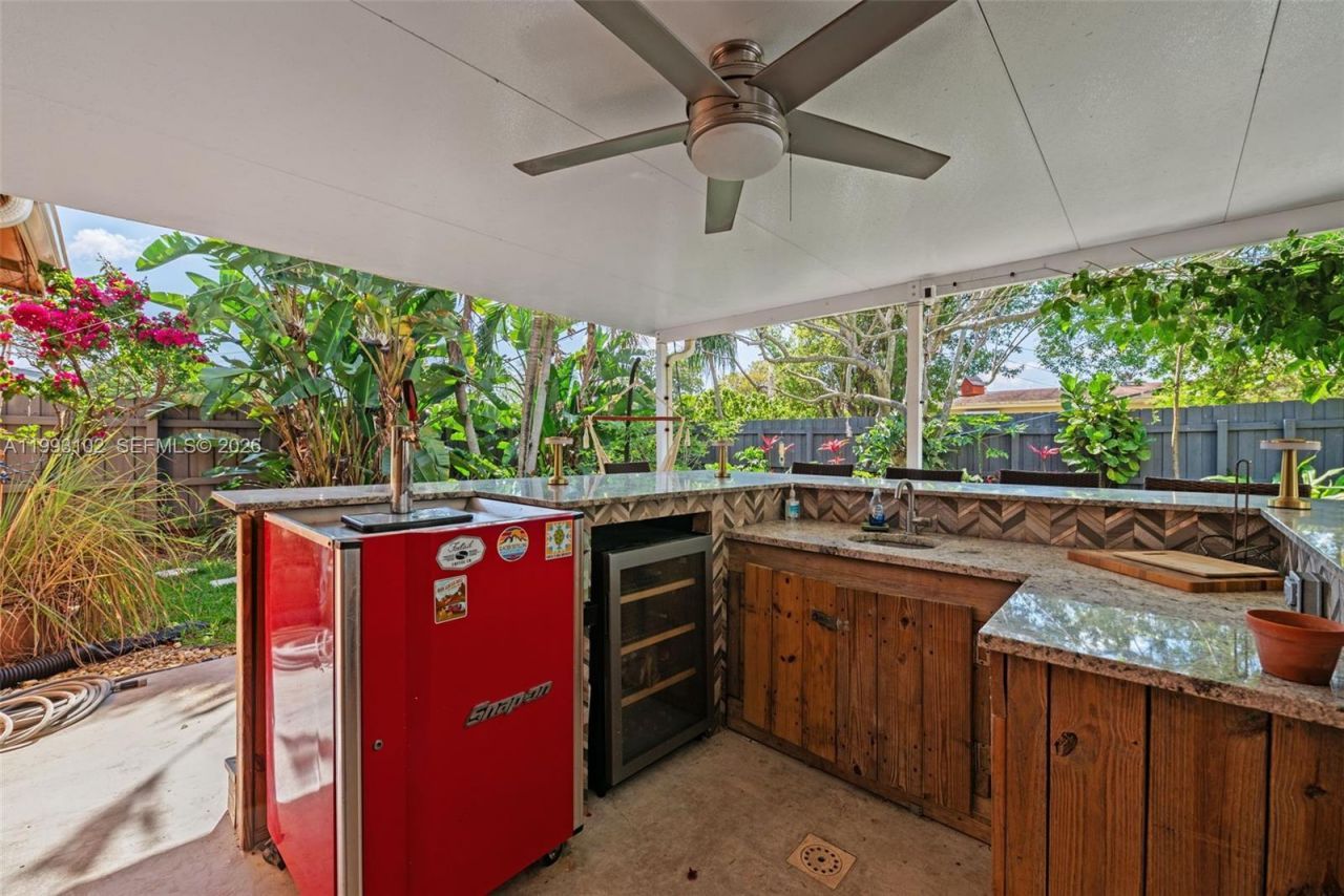 350 NE 59th St , Oakland Park, FL 33334 Photo