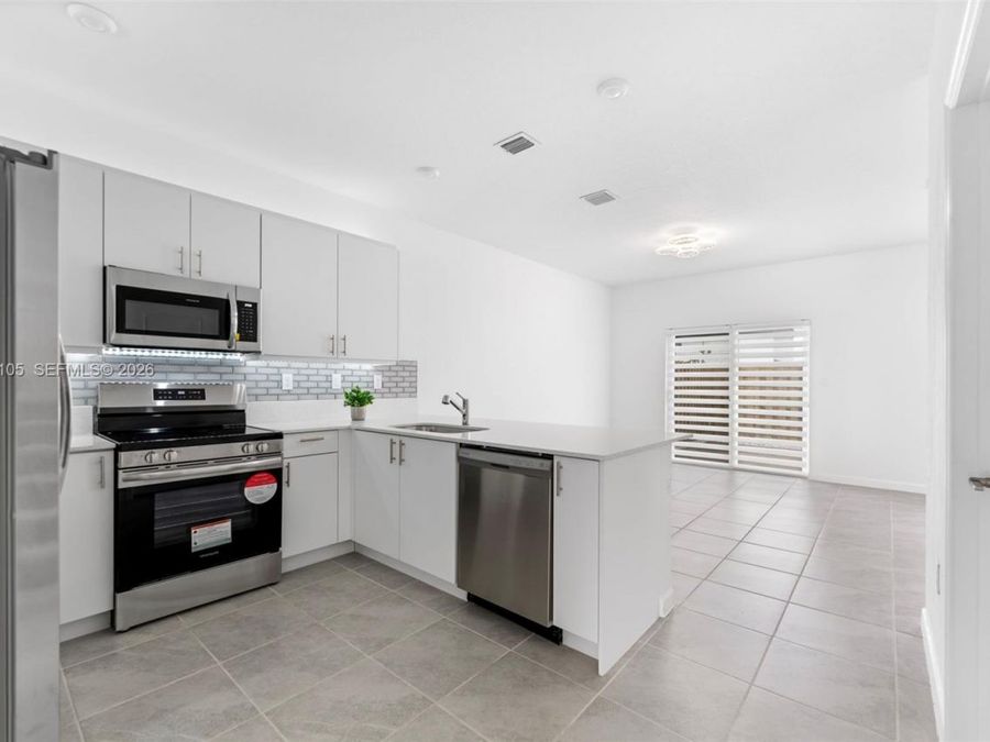 Property Image 94