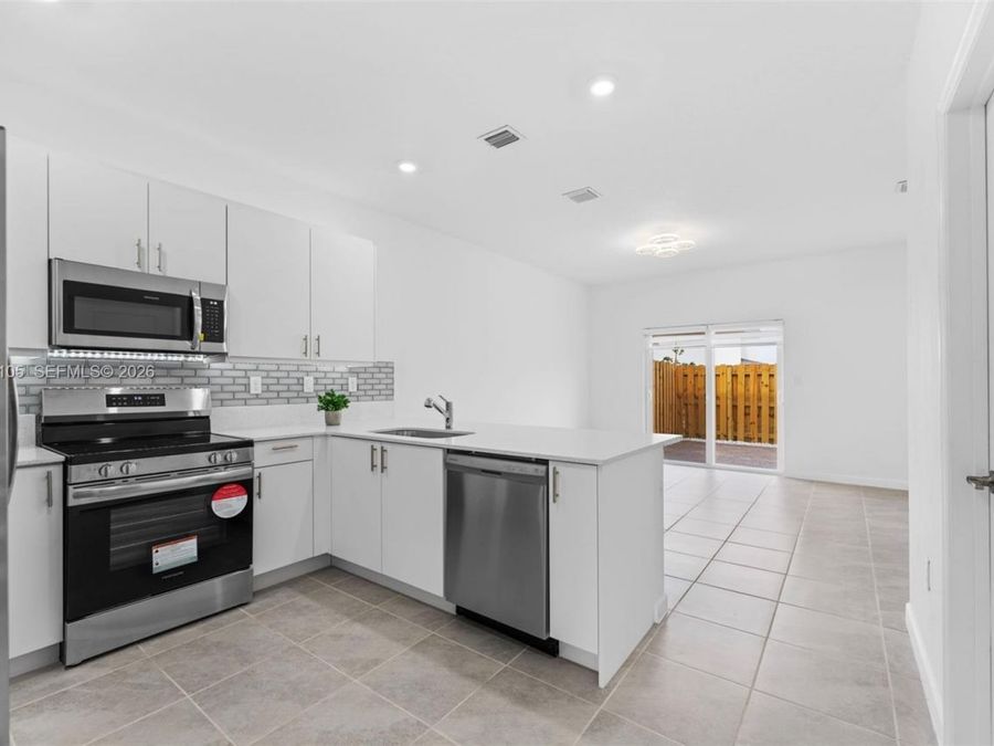 Property Image 97