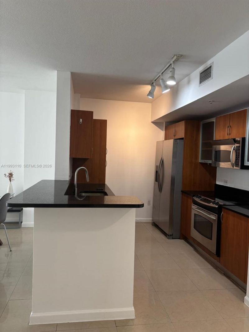 2775 NE 187th St , Unit 330, Aventura, FL 33180 Photo