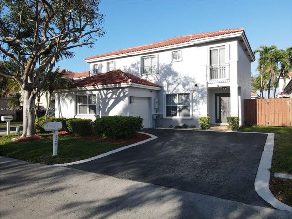 529 NW 47th Way , Coconut Creek, FL 33063