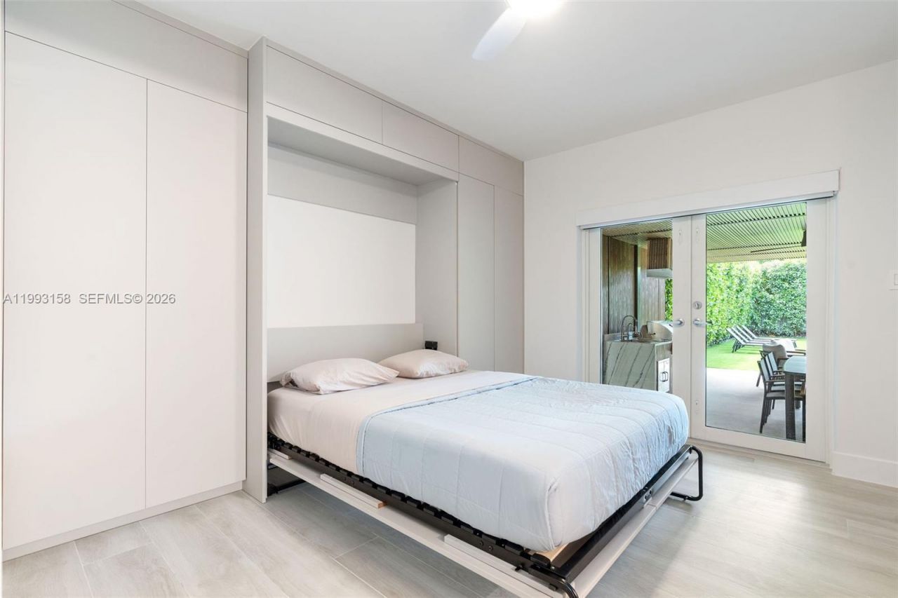 634 W 47th St , Miami Beach, FL 33140 Photo