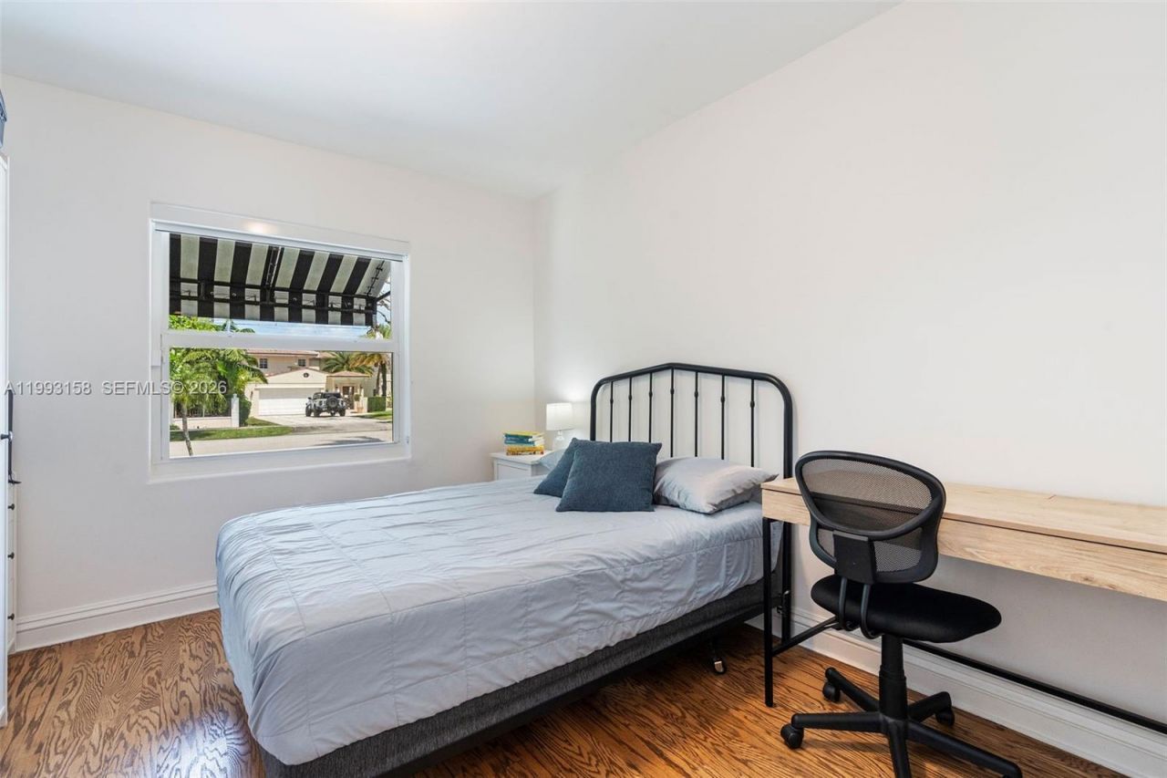 634 W 47th St , Miami Beach, FL 33140 Photo