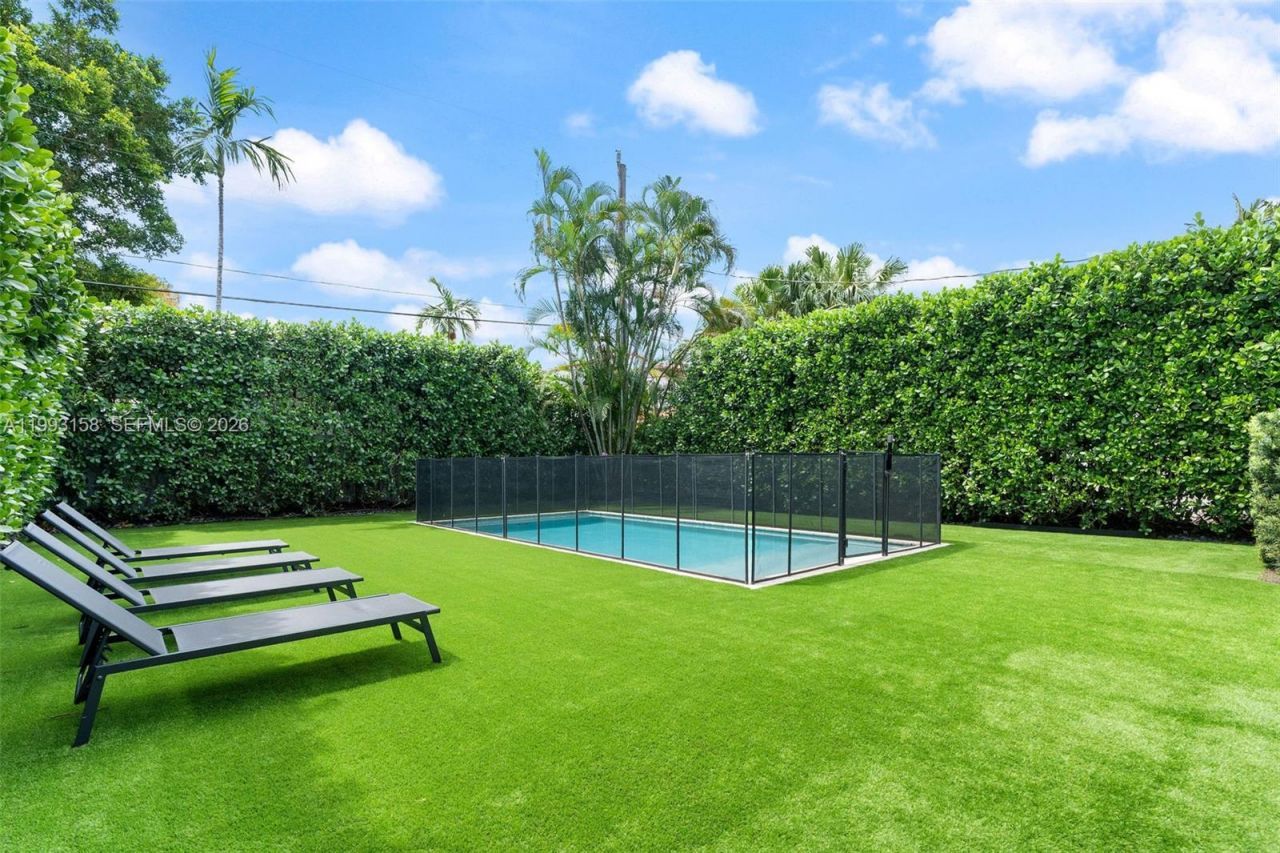 634 W 47th St , Miami Beach, FL 33140 Photo