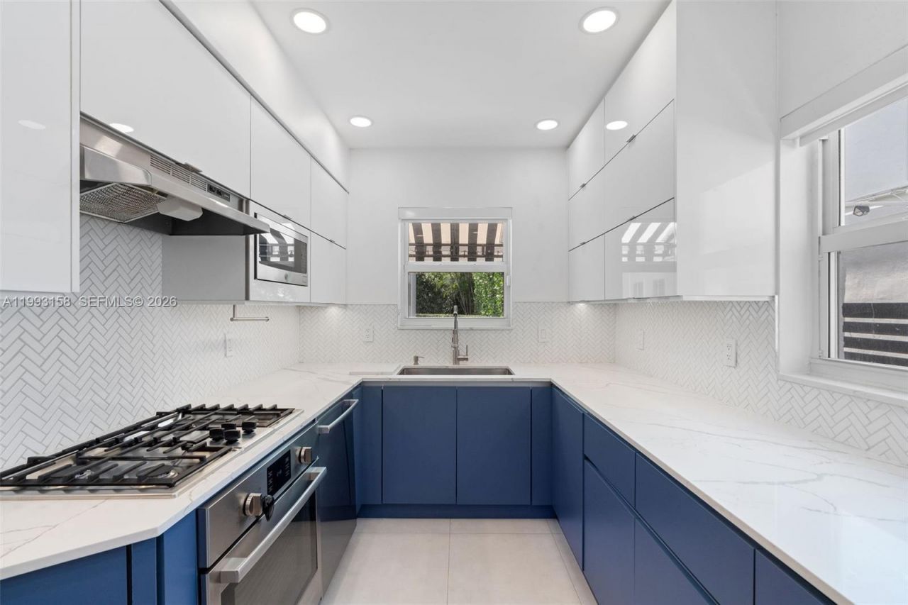 634 W 47th St , Miami Beach, FL 33140 Photo