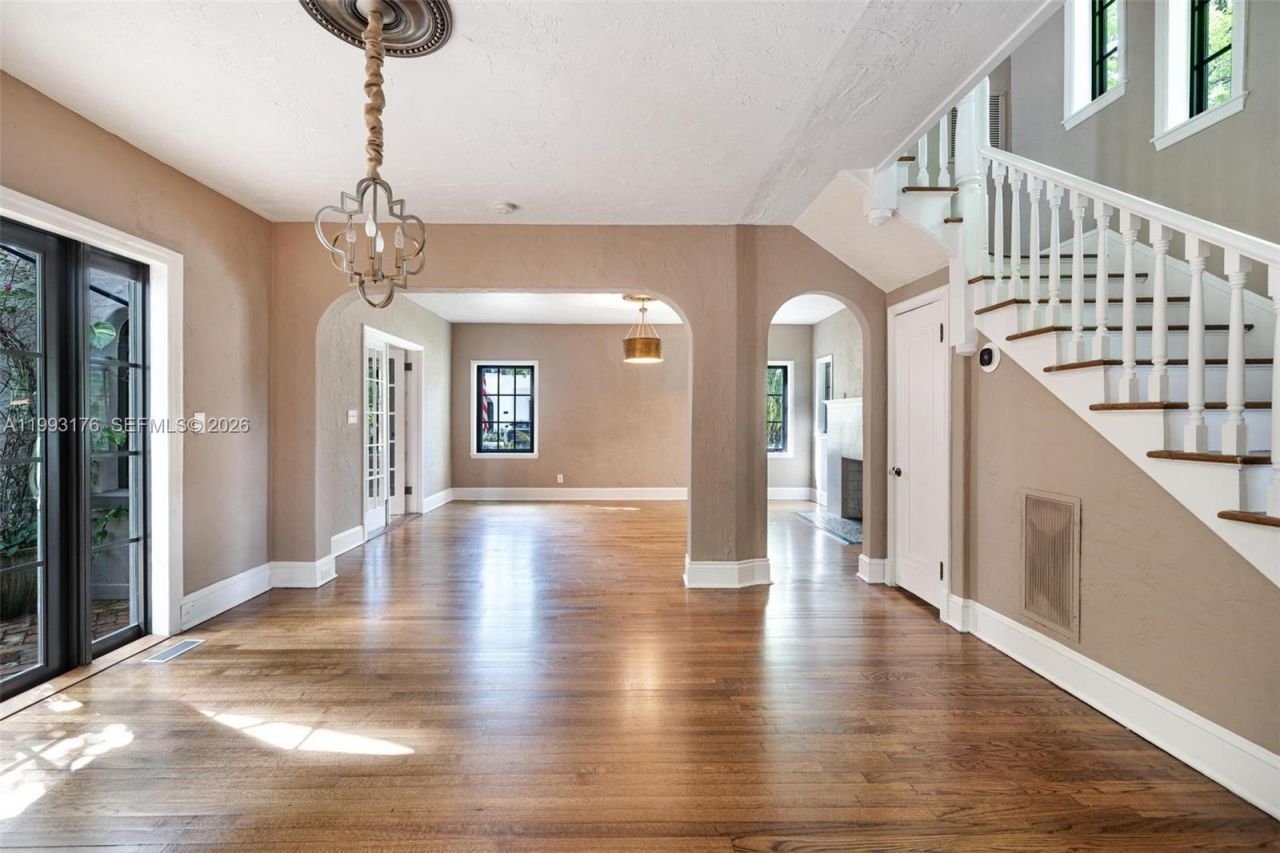 447 Giralda Ave , Coral Gables, FL 33134 Photo