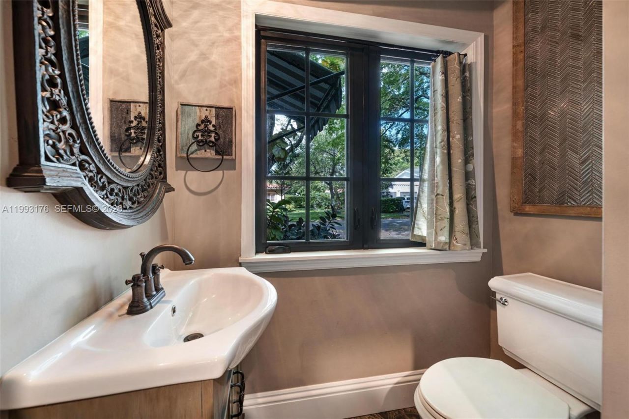 447 Giralda Ave , Coral Gables, FL 33134 Photo