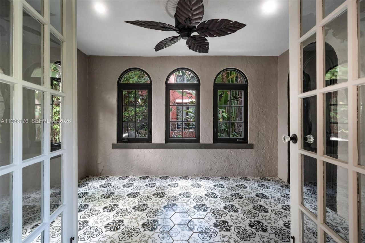 447 Giralda Ave , Coral Gables, FL 33134 Photo