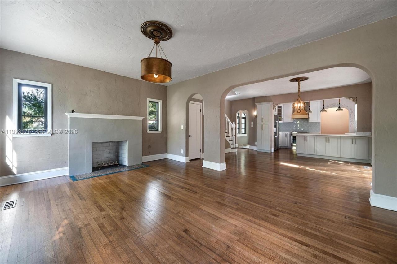 447 Giralda Ave , Coral Gables, FL 33134 Photo