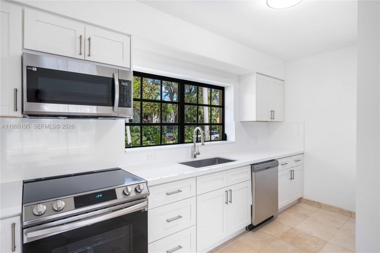 7531 Beachview Dr , North Bay Village, FL 33141 Photo