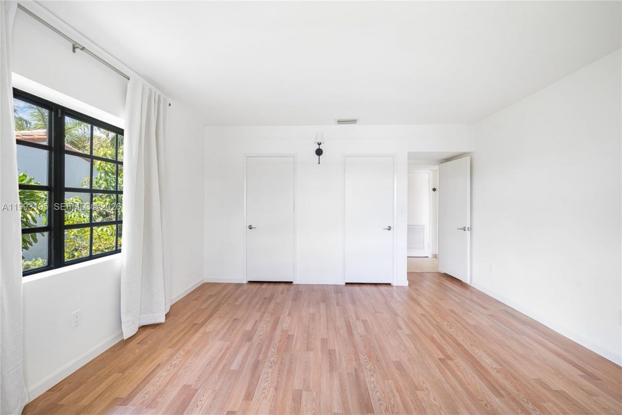 7531 Beachview Dr , North Bay Village, FL 33141 Photo