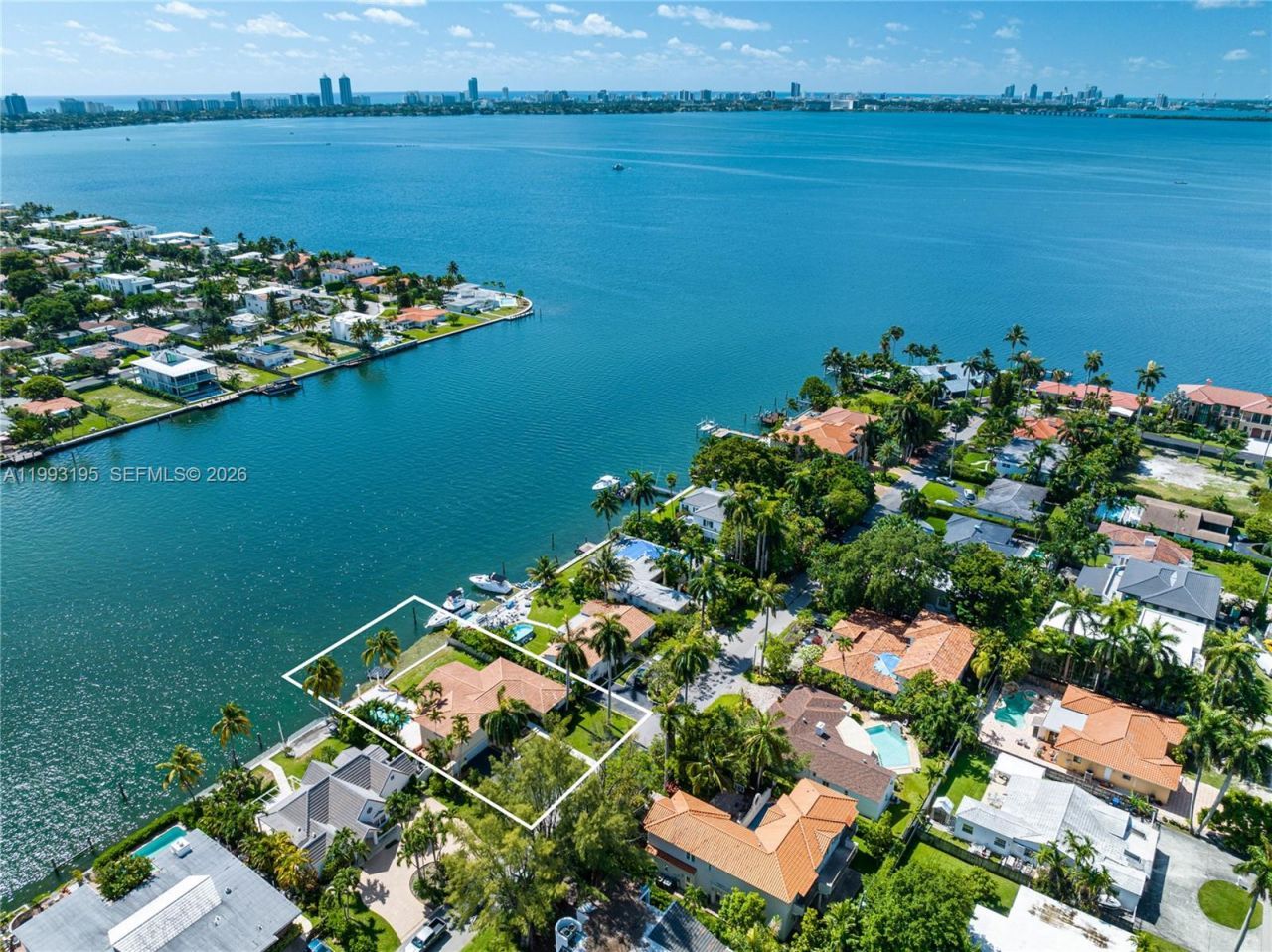 7531 Beachview Dr , North Bay Village, FL 33141 Photo