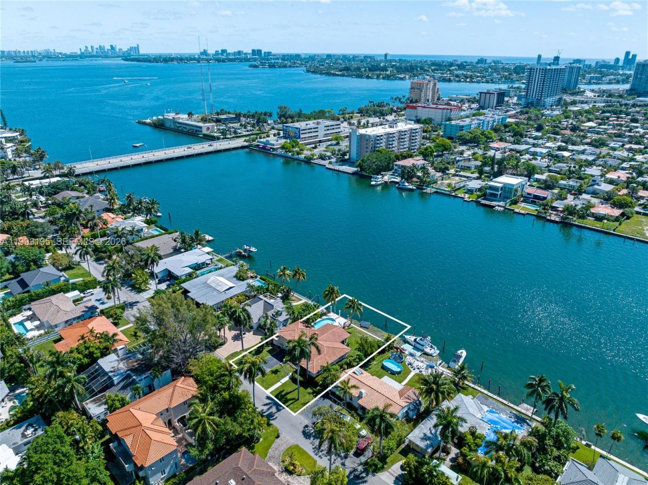 7531 Beachview Dr , North Bay Village, FL 33141 Photo