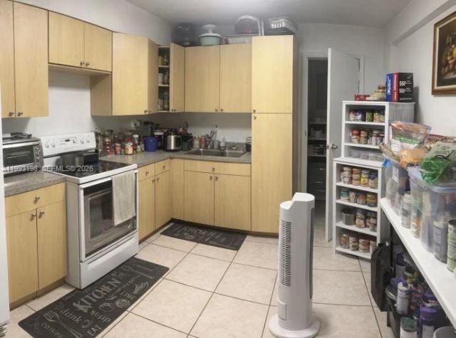 2353 SW 2nd St, Miami, FL 33135 Photo