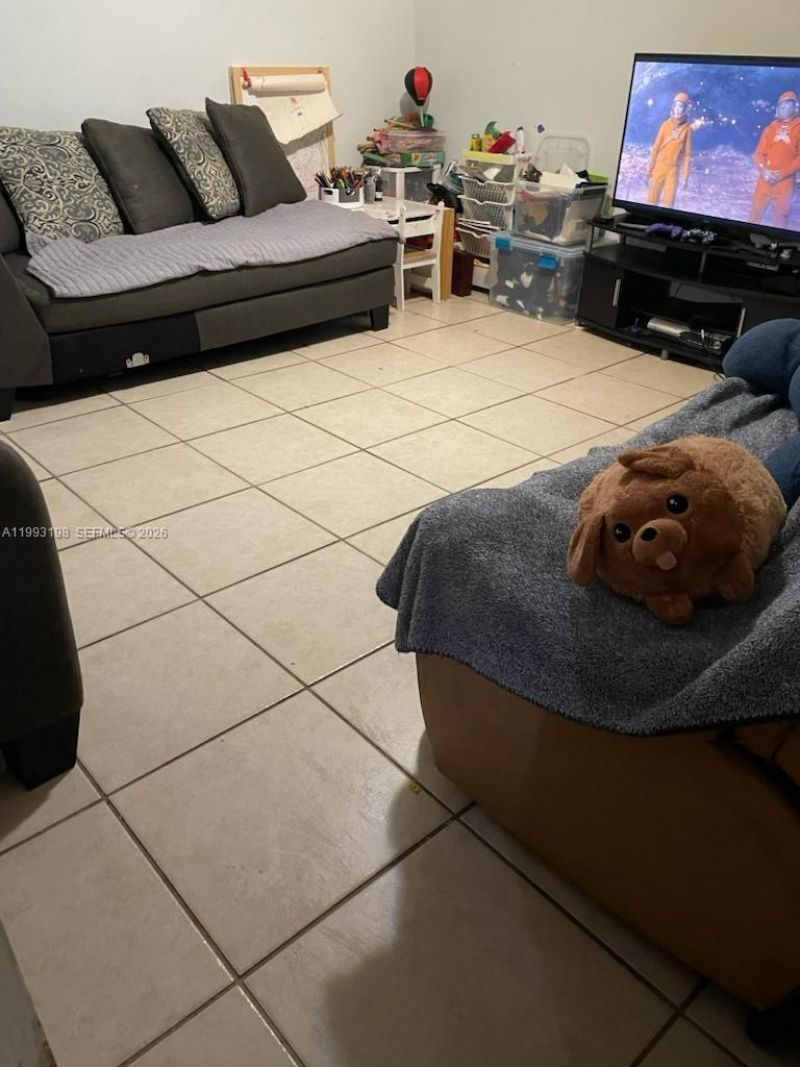 2353 SW 2nd St, Miami, FL 33135 Photo