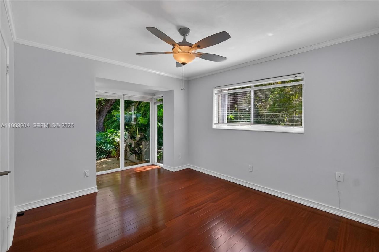 6767 SW 154th St , Palmetto Bay, FL 33157 Photo