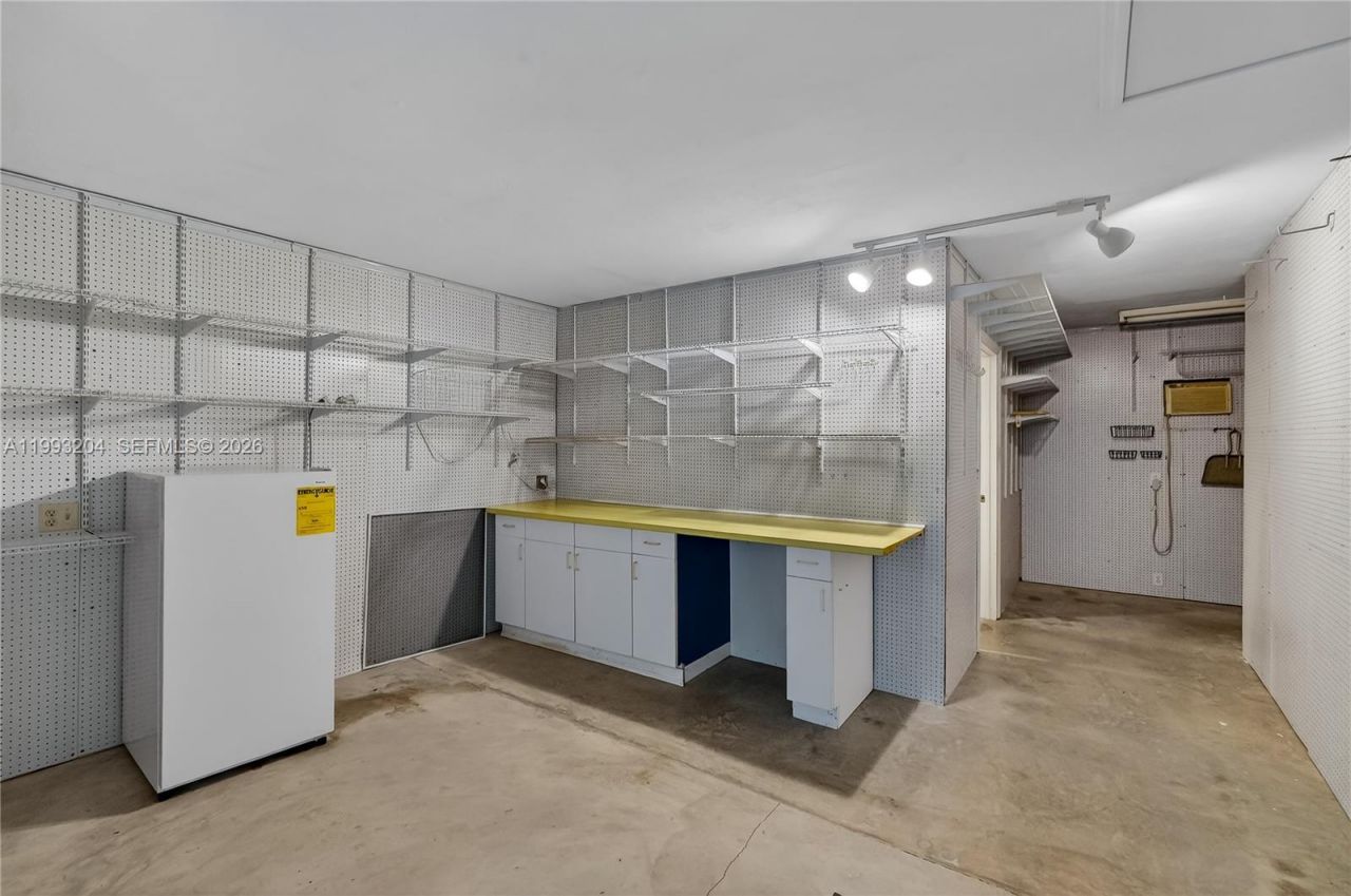 6767 SW 154th St , Palmetto Bay, FL 33157 Photo