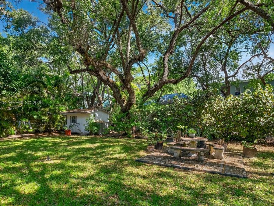 Property Image 40