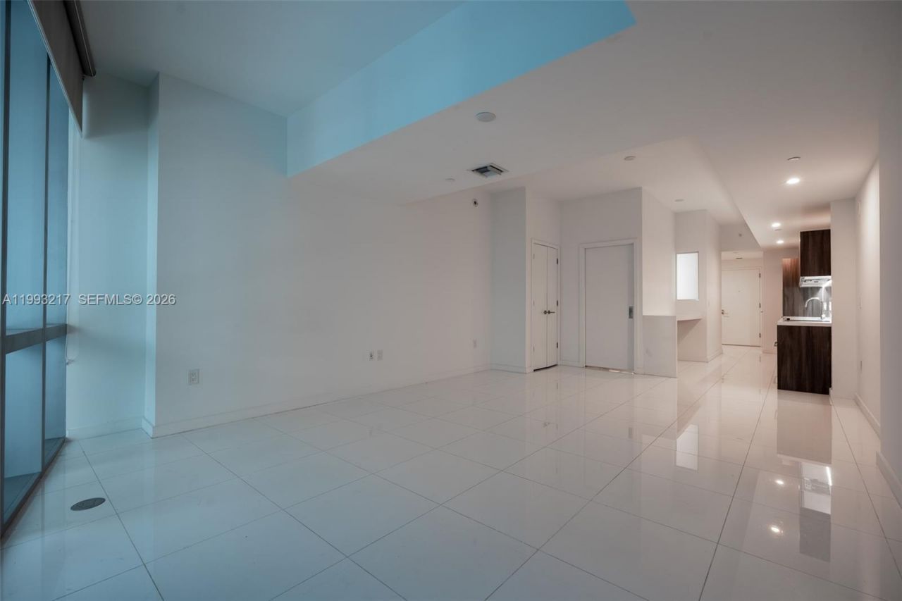 851 NE 1st Ave, Unit 205, Miami, FL 33132 Photo