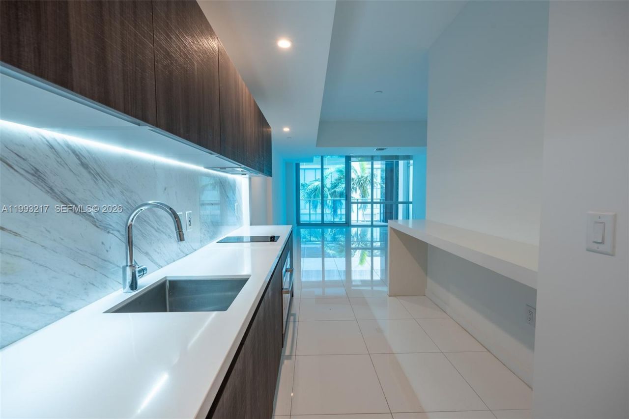 851 NE 1st Ave, Unit 205, Miami, FL 33132 Photo