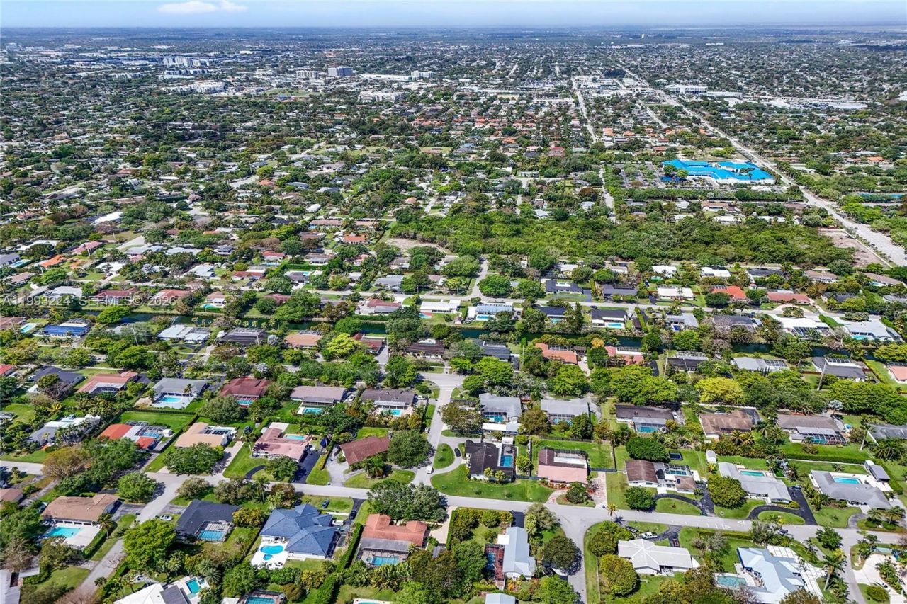 17071 SW 86th Ave , Palmetto Bay, FL 33157 Photo