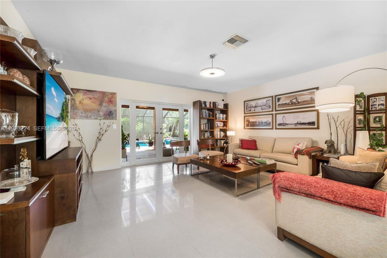 17071 SW 86th Ave , Palmetto Bay, FL 33157 Photo