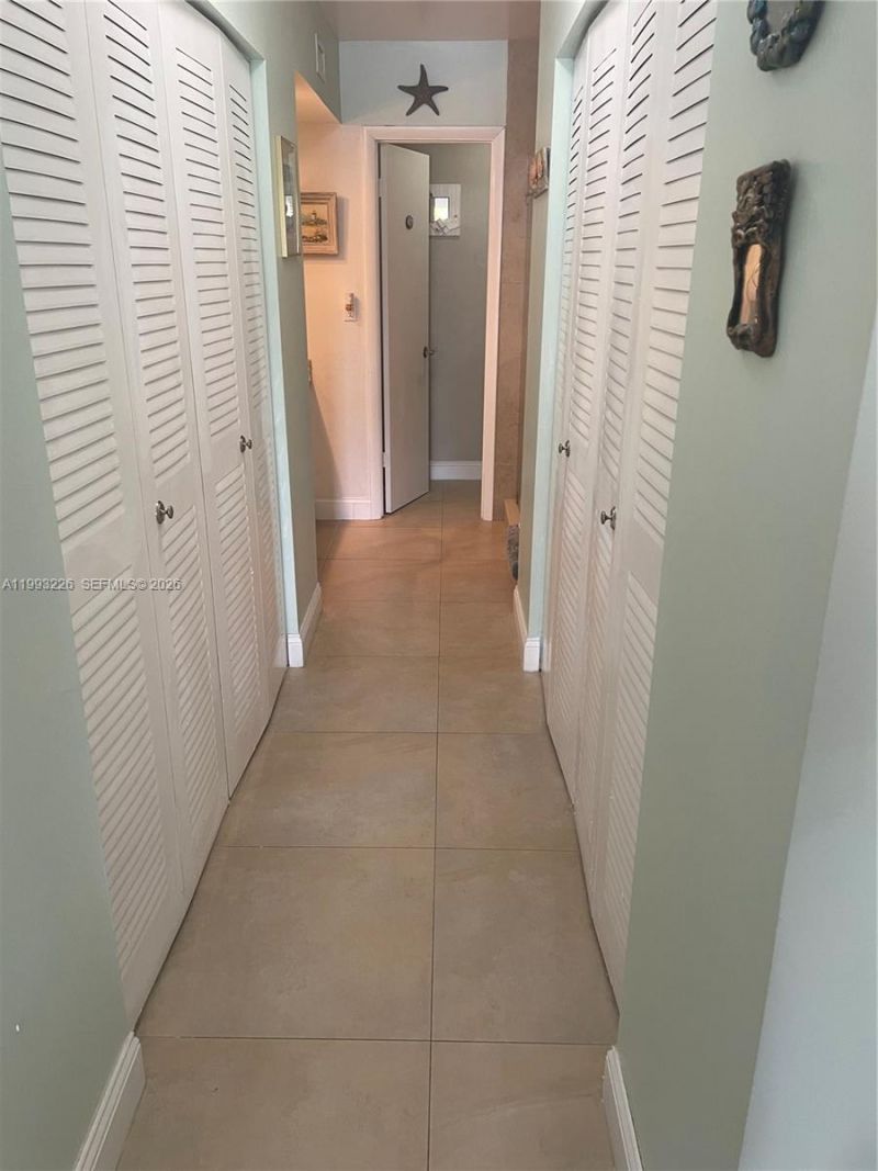 6386 Milk Wagon Ln, Miami Lakes, FL 33014 Photo