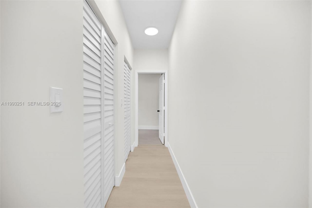 6940 NW 5th Pl , Miami, FL 33150 Photo