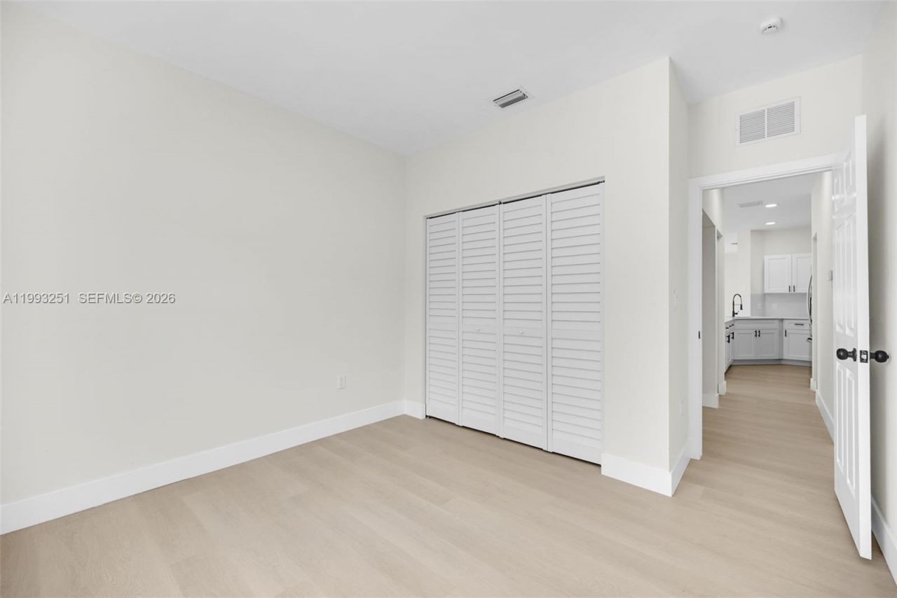 6940 NW 5th Pl , Miami, FL 33150 Photo