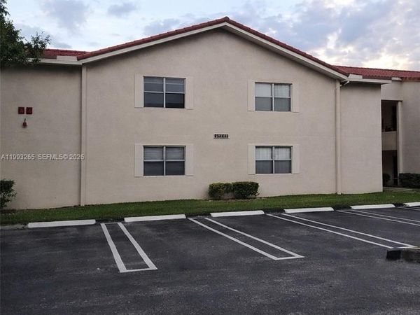 3748 N University Dr, Unit A-8, Coral Springs, FL 33065