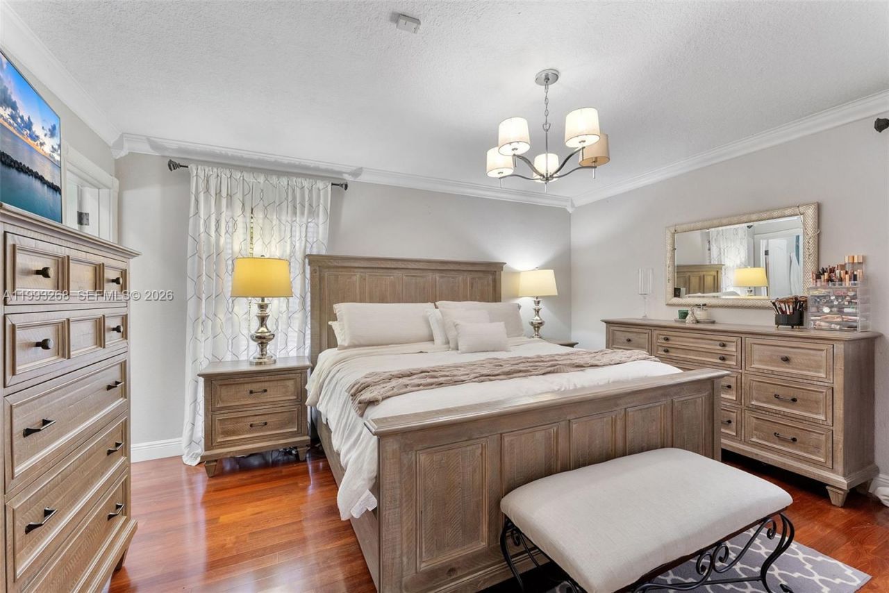 11798 SW 32nd St , Miami, FL 33175 Photo