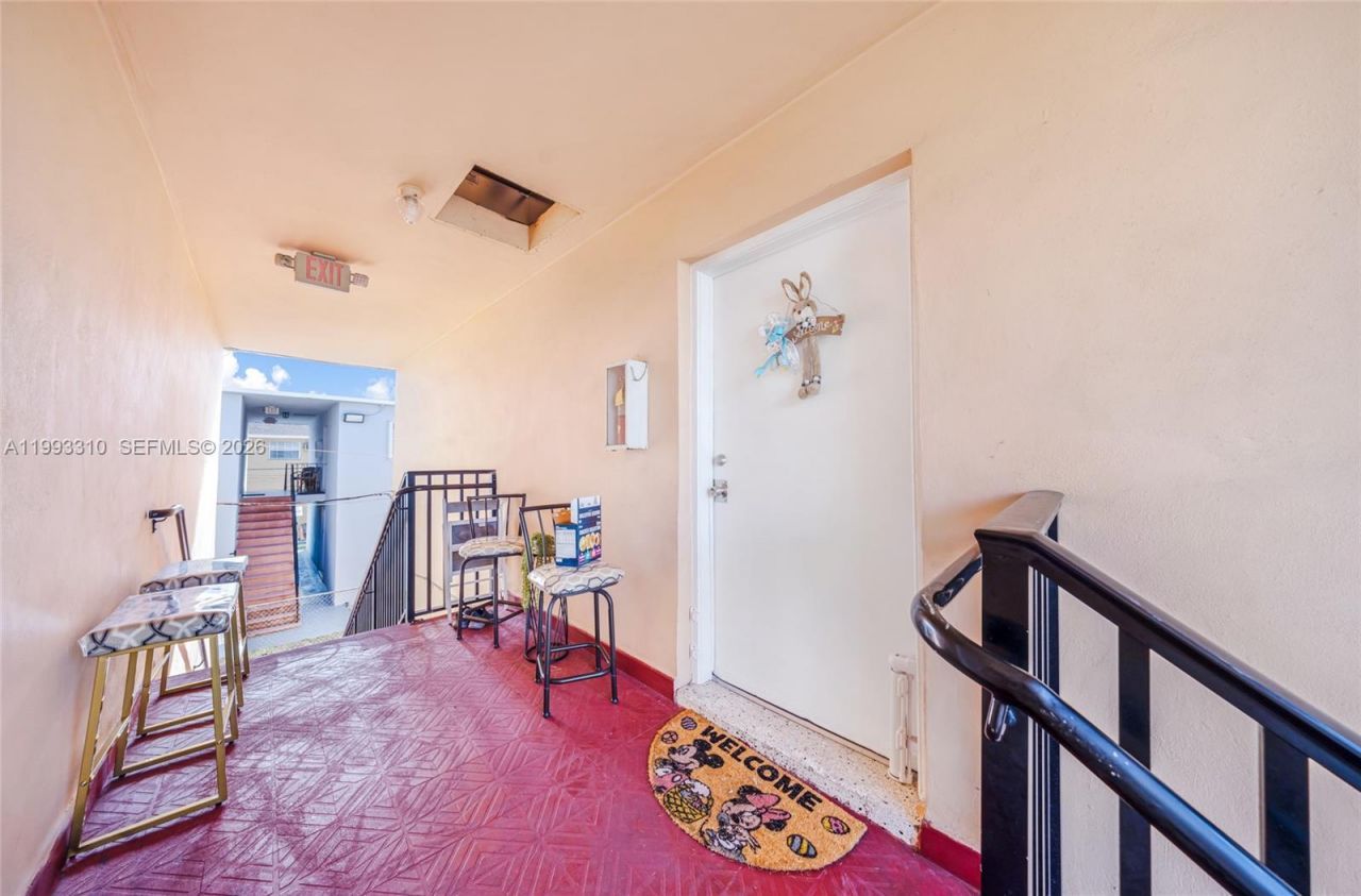 955 W 23rd St , Hialeah, FL 33010 Photo