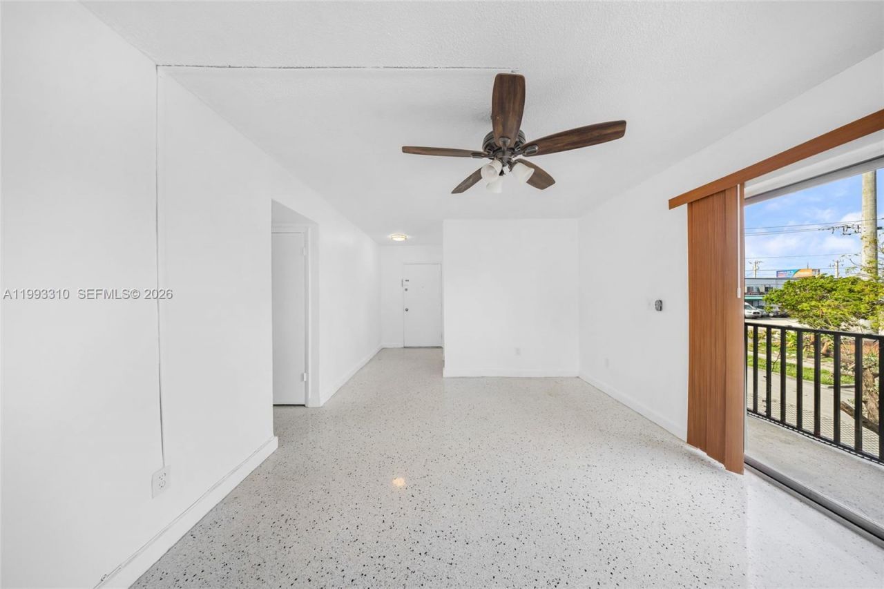 955 W 23rd St, Hialeah, FL 33010 Photo